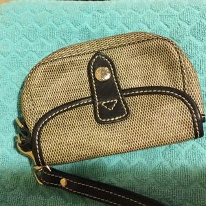 Dooney & Bourke wristlet